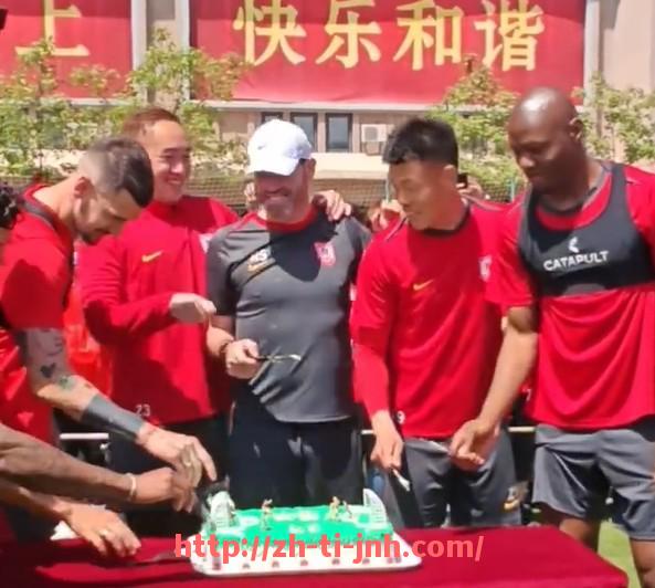 金年会体育-英超2018赛季的各支球队战术与表现 .